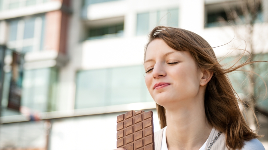 För att bevara mer av chokladens hälsosamma effekter har forskare hittat ett nytt sätt att processa bönorna Foto: Shutterstock
